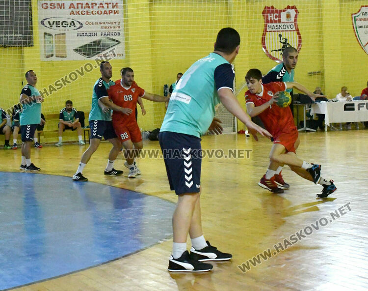 Хандбалният “Асти ‘91” разби гостуващия “Берое”