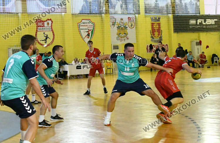 Хандбалният “Асти ‘91” разби гостуващия “Берое”