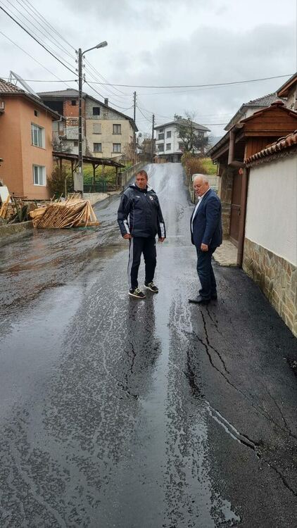 Три улици в село Смилян са с нов асфалт след 40 години