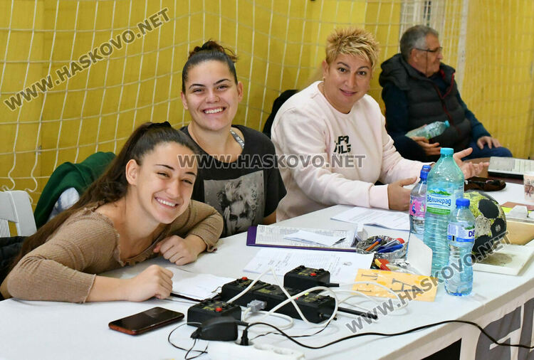 Юношите на „ Асти“ завършиха сезона с две победи и първо място във временното класиране на зона „Тракия“