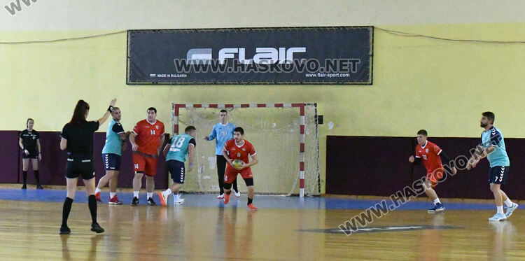 Хандбалният “Асти ‘91” разби гостуващия “Берое”