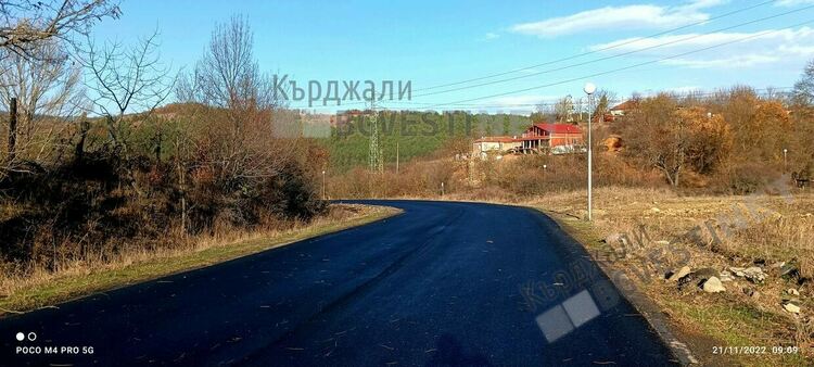 Асфалтират пътя за Дамбалъ от разклона за Груево