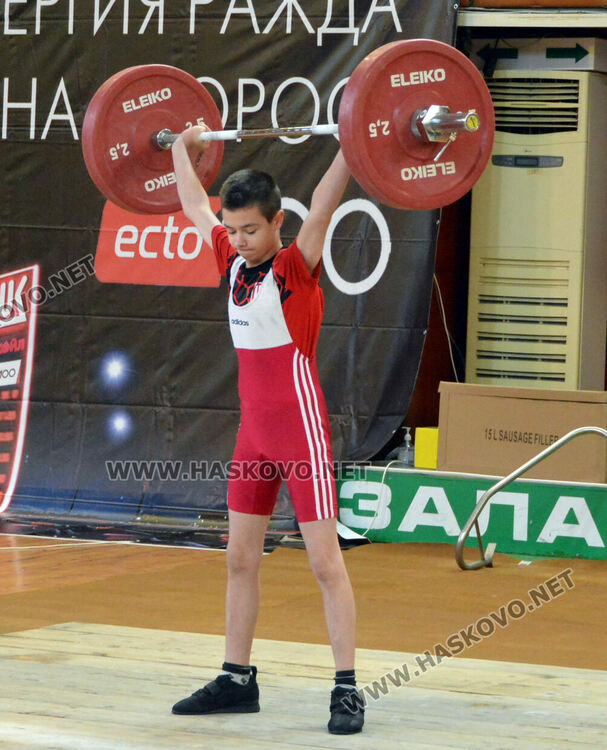 Хасково е домакин на Държавното първенство по вдигане на тежести