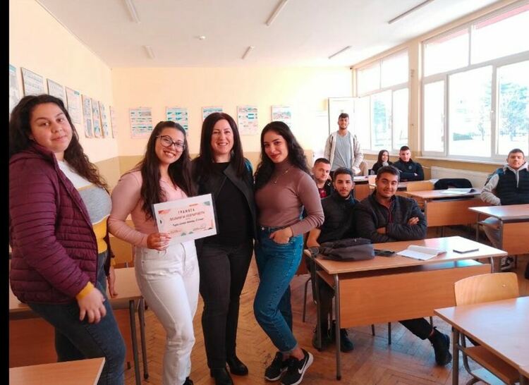 В ПГСС избраха "Посланици на толерантността"