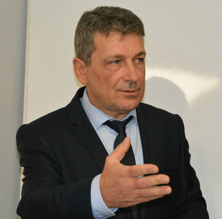 Откриха Център за експериментална работа в Езиковата гимназия в Хасково