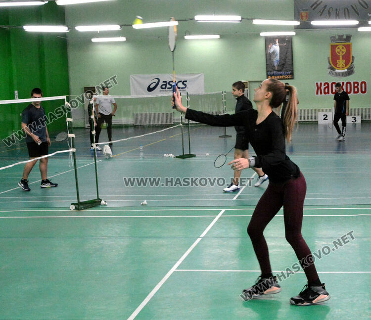 Приключиха ученическите първенства по бадминтон и тенис на маса, ПМГ и „Рилски“ с по две титли