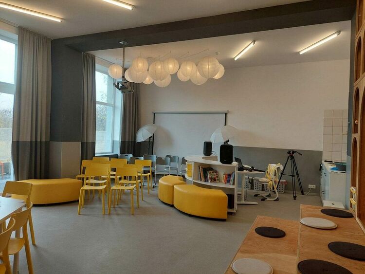 STEM център изградиха в училището в гр. Меричлери