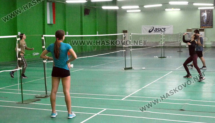 Приключиха ученическите първенства по бадминтон и тенис на маса, ПМГ и „Рилски“ с по две титли