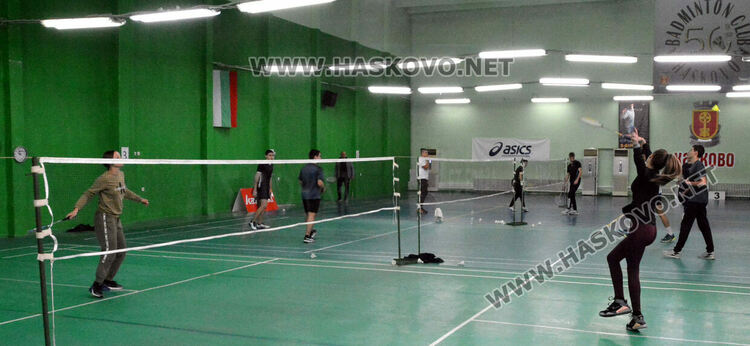 Приключиха ученическите първенства по бадминтон и тенис на маса, ПМГ и „Рилски“ с по две титли