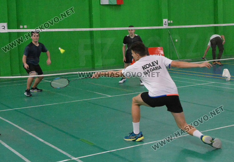 Приключиха ученическите първенства по бадминтон и тенис на маса, ПМГ и „Рилски“ с по две титли