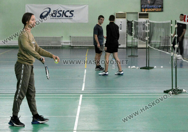 Приключиха ученическите първенства по бадминтон и тенис на маса, ПМГ и „Рилски“ с по две титли