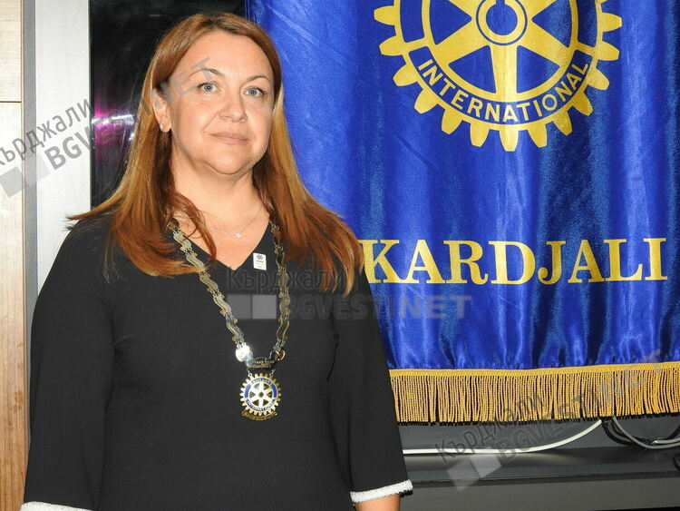 Невин Караджа