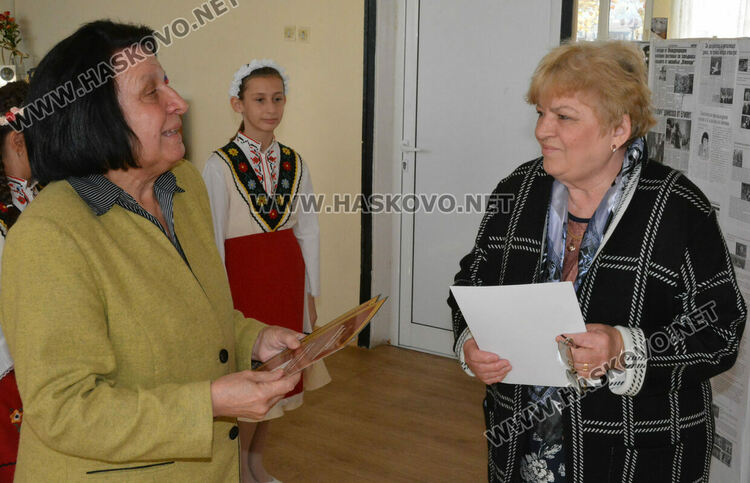 С поредица културни инициативи читалище "П.К.Яворов" празнува 40-години от създаването си