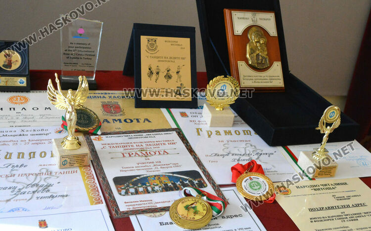 С поредица културни инициативи читалище "П.К.Яворов" празнува 40-години от създаването си