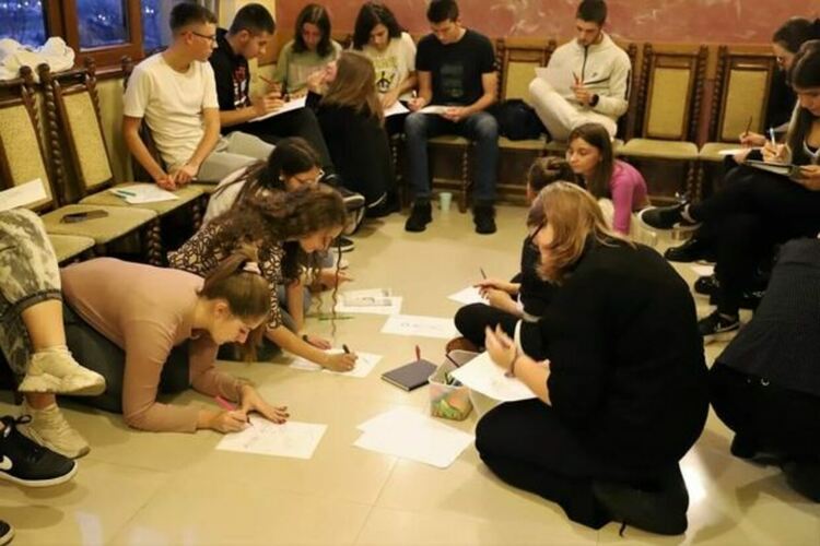 Проведе се Младежка академия „Перник на младите“