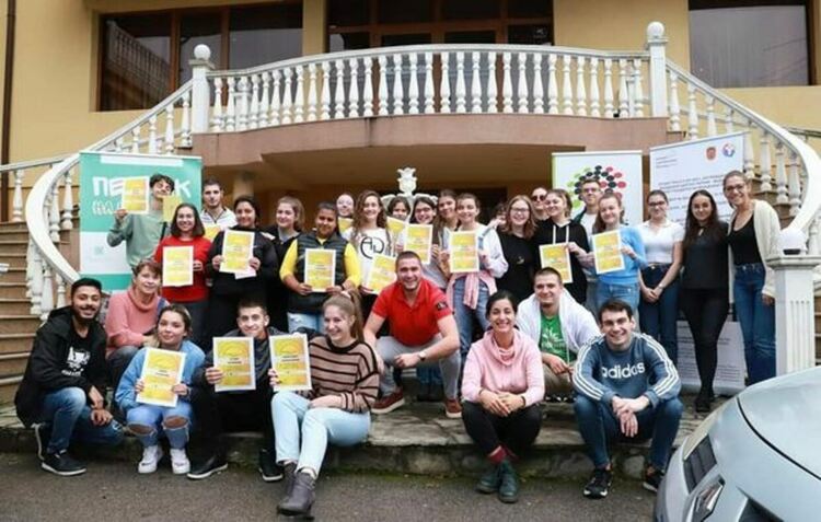 Проведе се Младежка академия „Перник на младите“
