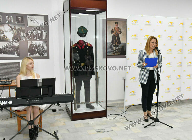 Надградиха 9 ученици за ораторско майсторство