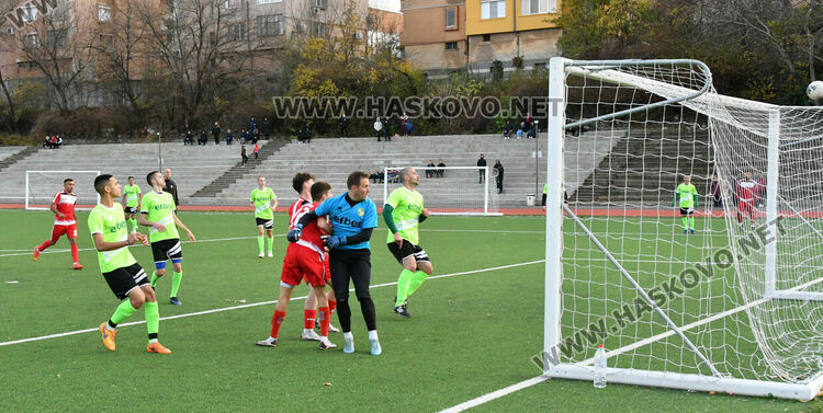 ОФК „Хасково“ и „Свиленград 1921“ с равенство 2:2