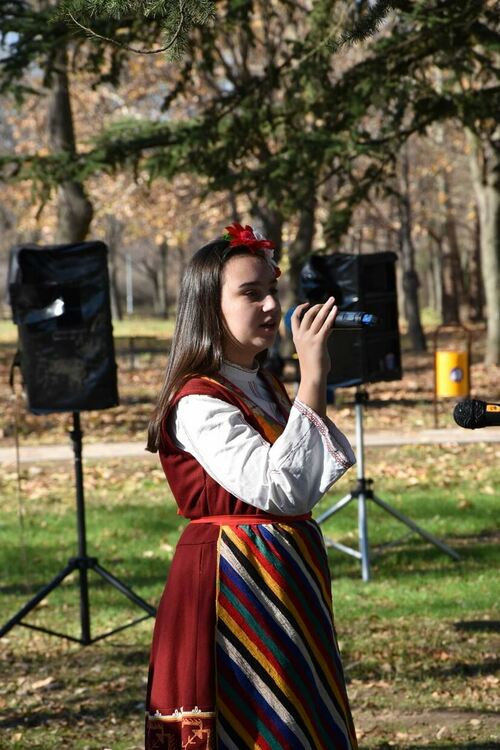 32-ма се включиха в празника на „Домашното червено вино“