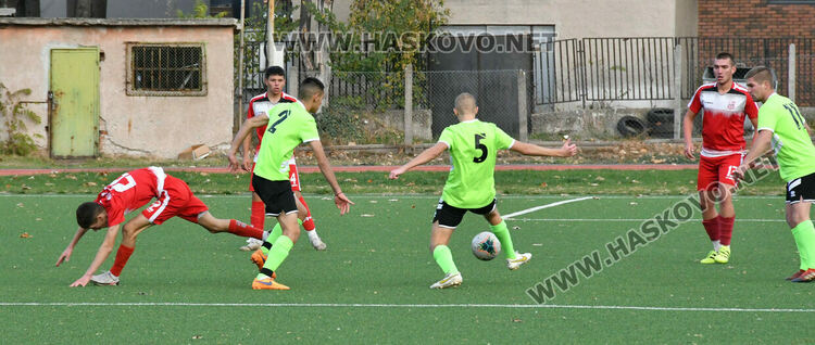 ОФК „Хасково“ и „Свиленград 1921“ с равенство 2:2