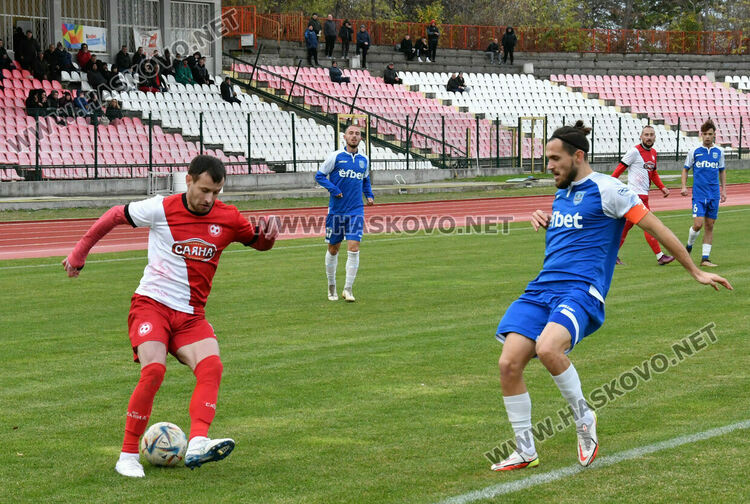 „Саяна победи „Левски“, Ангел Здравчев герой за домакините