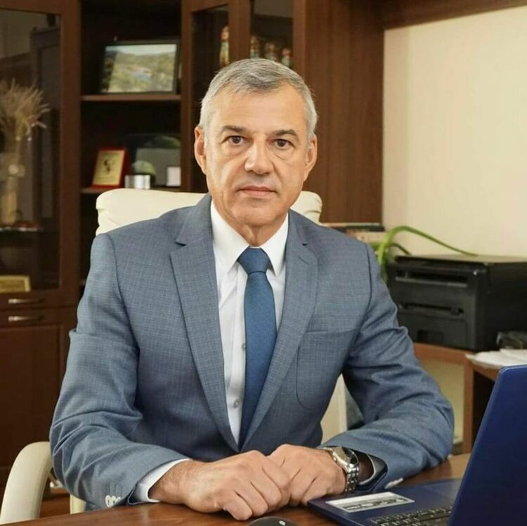 Областният управител на Хасково е в оставка, за да не компрометира проверките срещу него