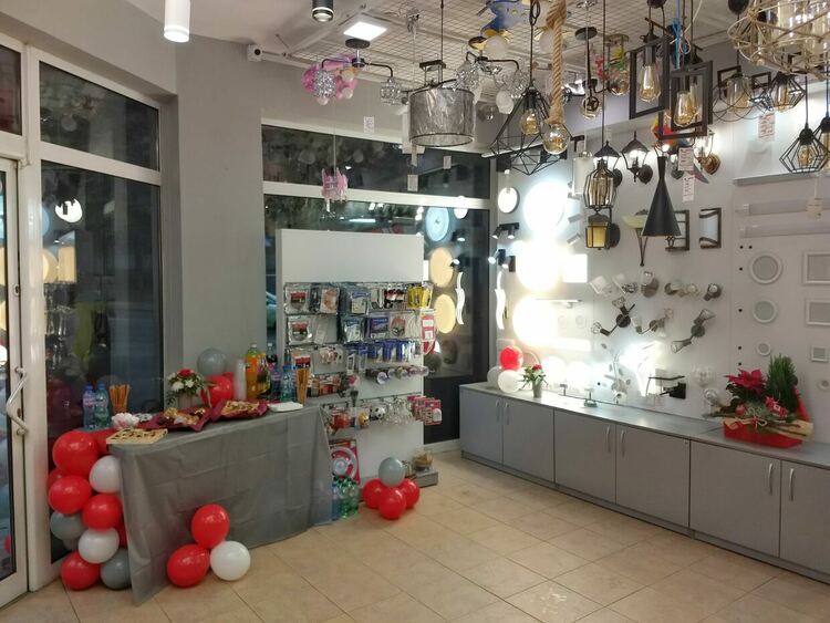 Светлина, красота и функционалност в обновения магазин на Недев ЕООД 