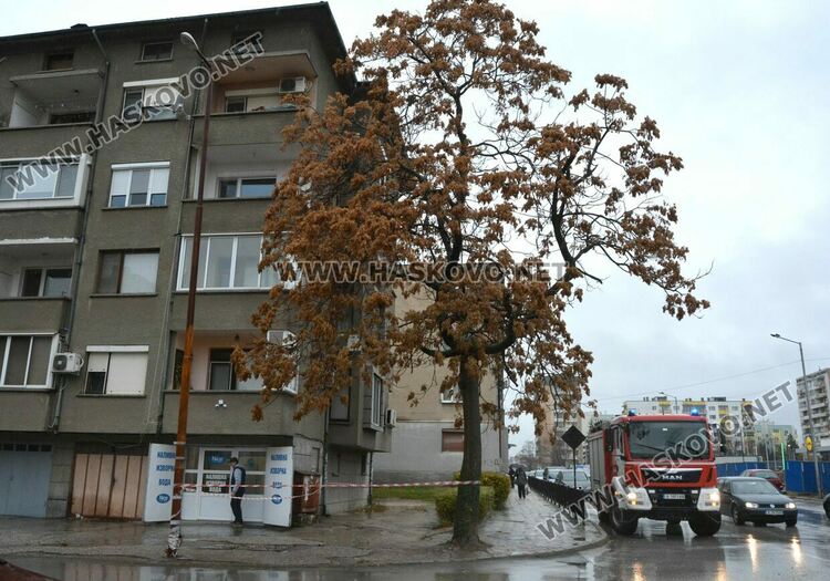 Обезопасиха електрическо табло заради искри