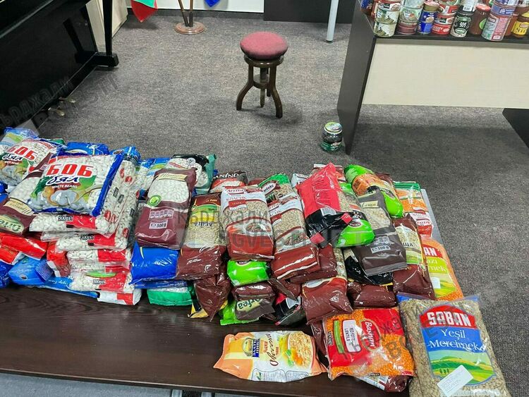 Младите ротарианци от Кърджали  с поредната кампания „Купи и дари“