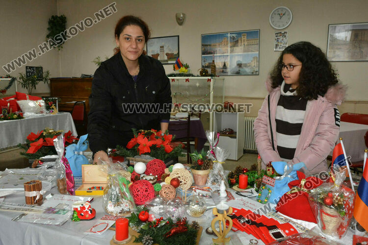 С Благотворителен базар арменската общност събира пари за ремонт на църквата си  