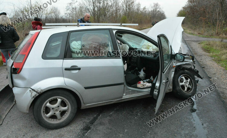 3 коли катастрофираха между Хасково и Манастир, има ранени