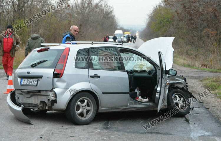 3 коли катастрофираха между Хасково и Манастир, има ранени