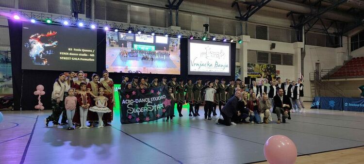 16 купи за танцьорите на “Галаксико” от международен фестивал 