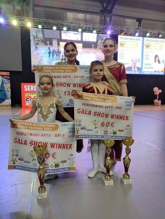 16 купи за танцьорите на “Галаксико” от международен фестивал 