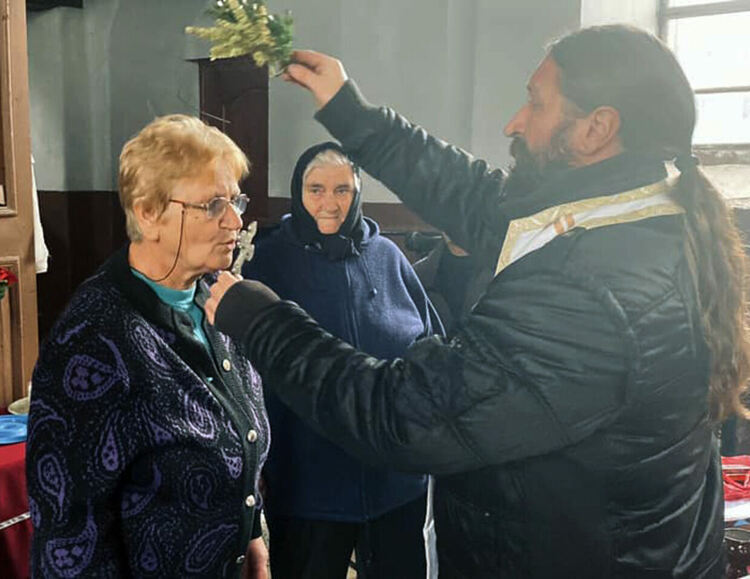 Почетоха Свети Николай в село Сърница 