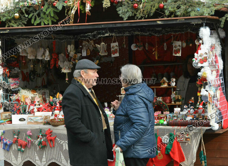 Благотворителен базар в Хасково в подкрепа на социален център