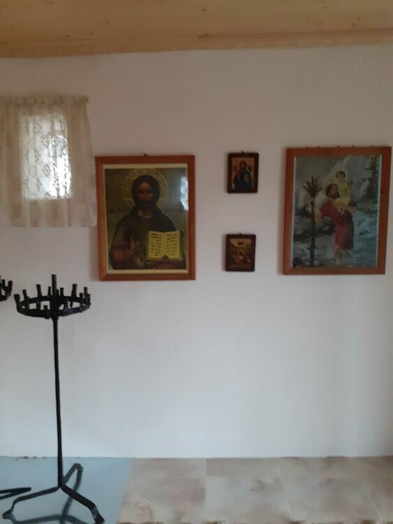 Село Долнослав с изцяло обновен параклис 