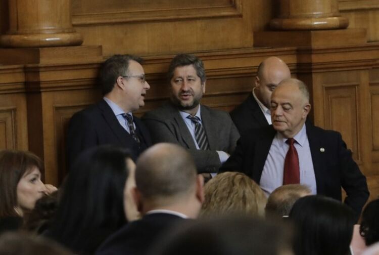 "Демократична България" ще се срещне с проф. Николай Габровски