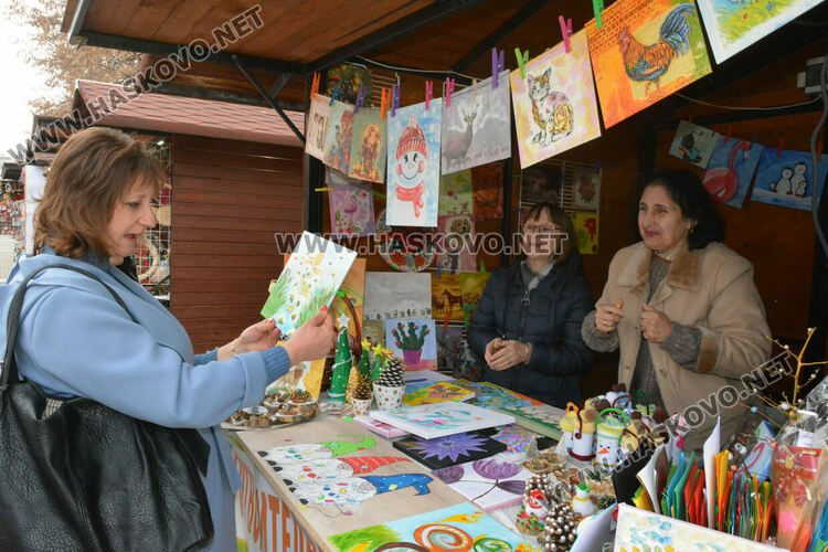 Благотворителен базар в Хасково в подкрепа на социален център