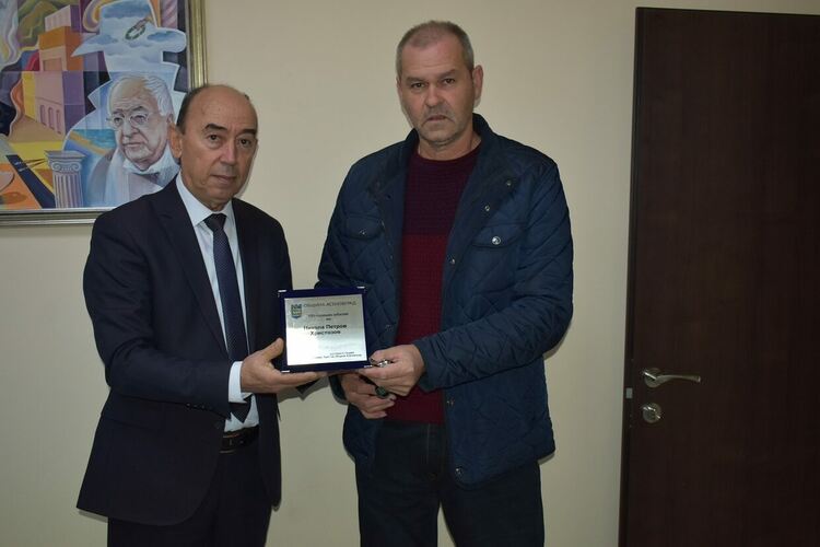 Наградиха четвъртия столетник за 2022 г. в община Асеновград 