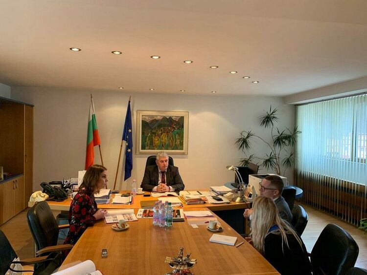 Пред областния Сабрутев от EVN заявиха готовност за зимата