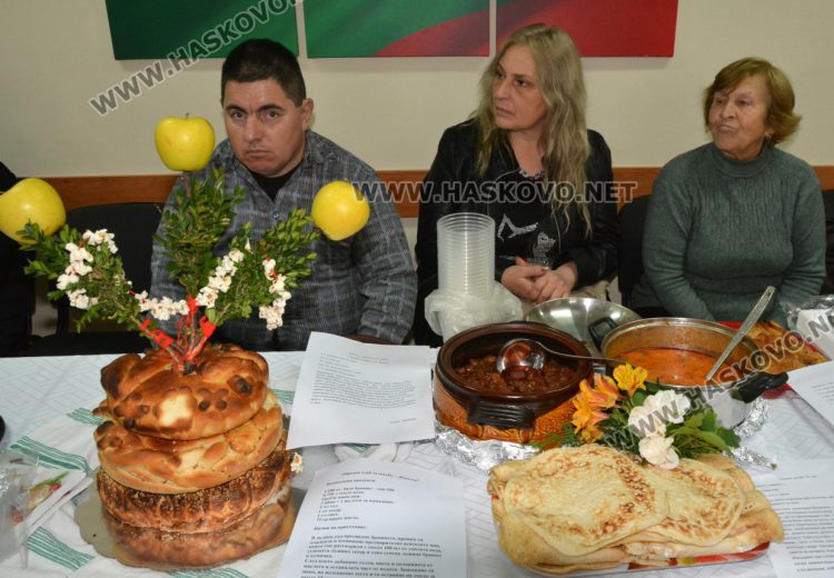 Традициите на хасковска кулинария и нови находки сред вкусотиите показаха хасковските читалища  
