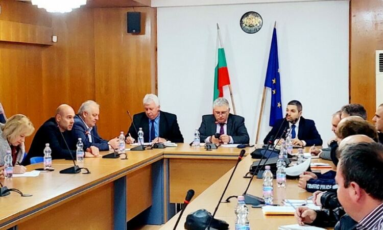 Местната власт подкрепя инициативата Пилон Рожен