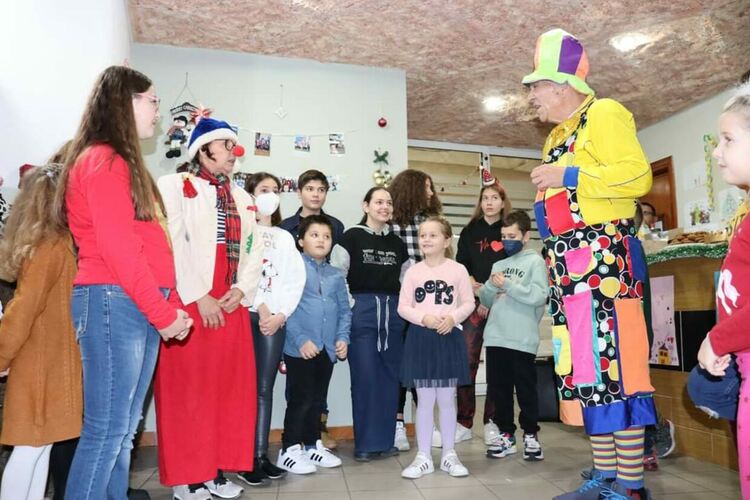 Дядо Коледа пристигна в българското училище в Комотини