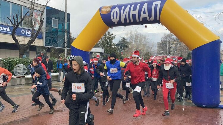 За поредна година "коледен крос" в Асеновград 