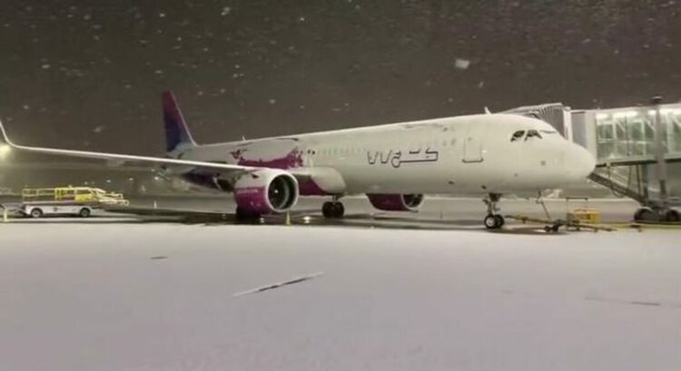 За отменени или силно забавени полети съобщи Wizz Air