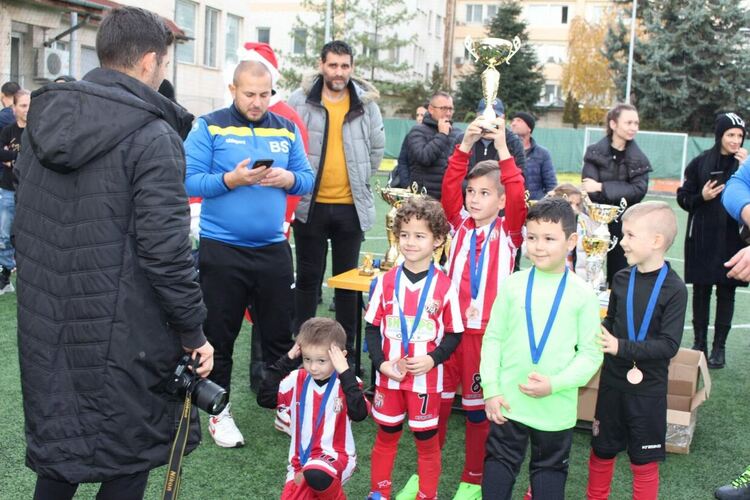 Шампионска титла и две трети места за отборите на ФК „Хасково“ в турнир