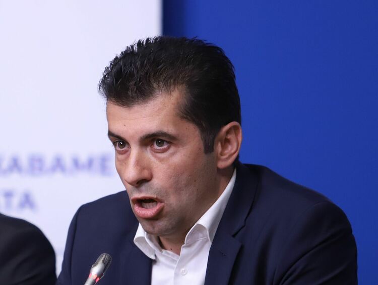 Кирил Петков: Маскирано като експертно, проектоправителството по същество е кабинет Борисов-Радев-Пеевски