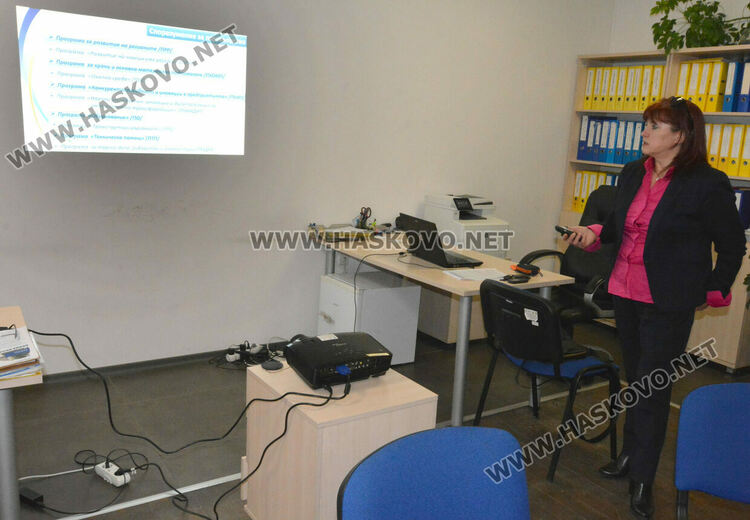 Хасково и Димитровград с възможности за финансиране по две европрограми в новия период