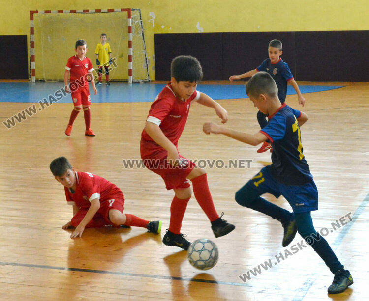 „Бригада“ спечели Коледeн футболен турнир, Джейм Мехмед от ОФК „Хасково“ е голмайстор